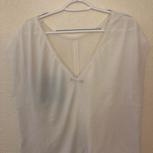 Tops - Picture 2 of 2